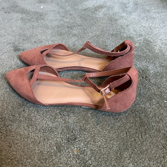 Dusty rose pointed toe flats - Picture 5 of 5